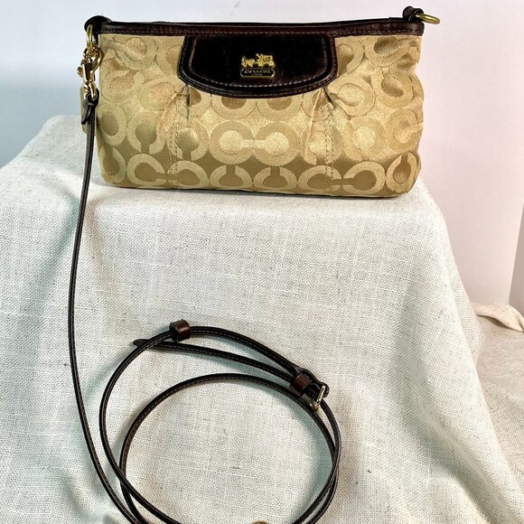 Coach Madison OP Art Sateen Lg Wristlet Signature Style #46638 - Picture 13 of 16